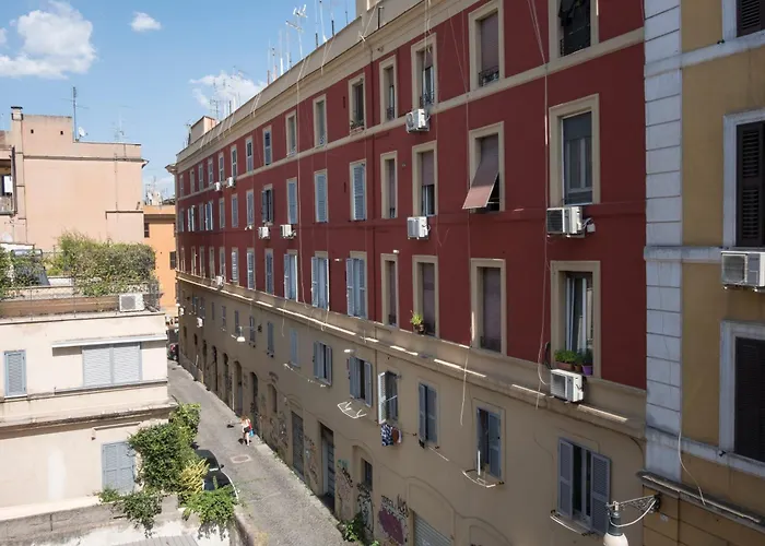 Half Palace, Relaxing Apartment In Rome San Lorenzo